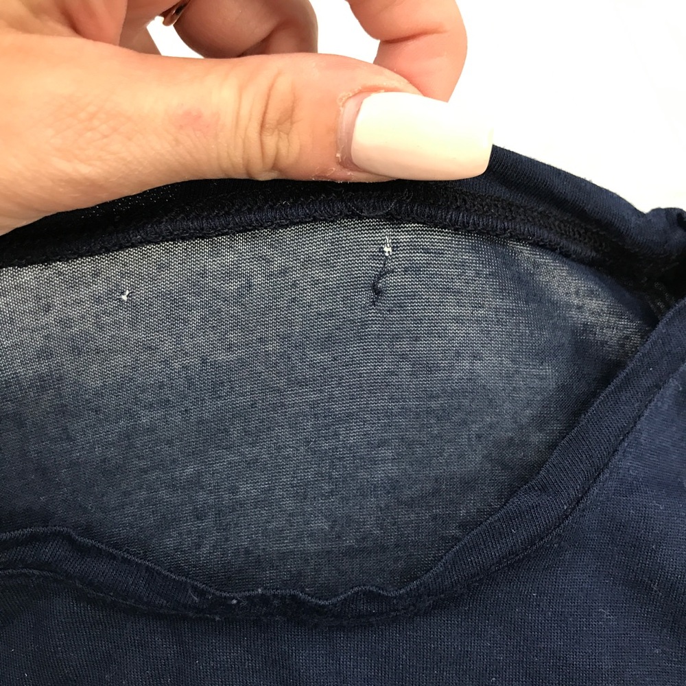 Brandy Melville • Navy Stay Weird Crop Tee Top - Picture 4 of 7
